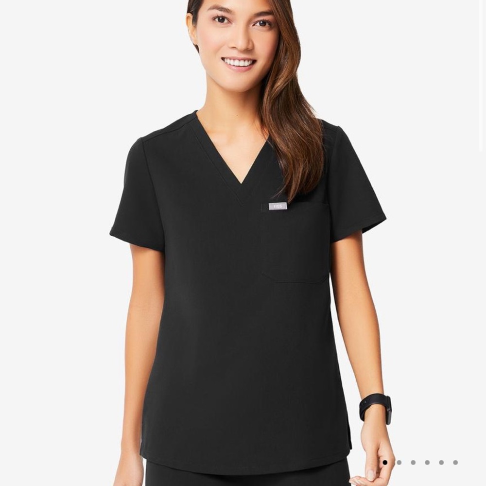 Figs black Catarina scrub top
